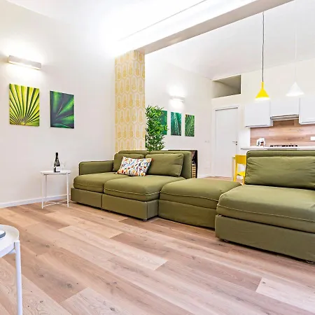 City Hub Apartment *