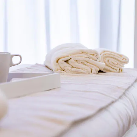 City Hub Apartman Torino